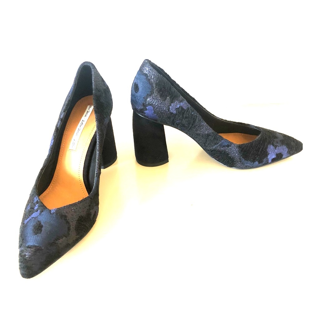 & Other Stories pumps